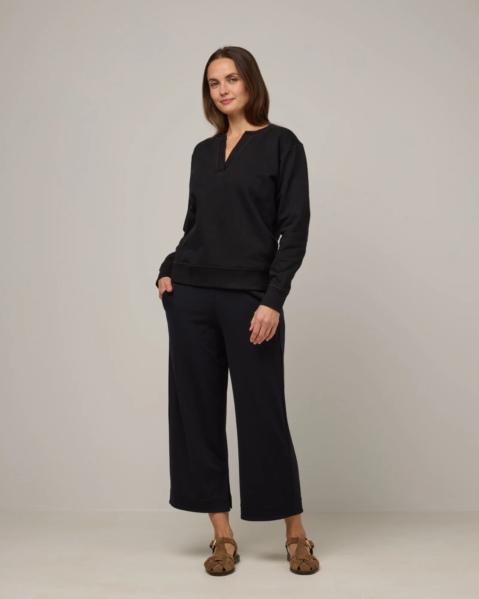 Aspen Wide Leg Crop Sweatpant - Image 3