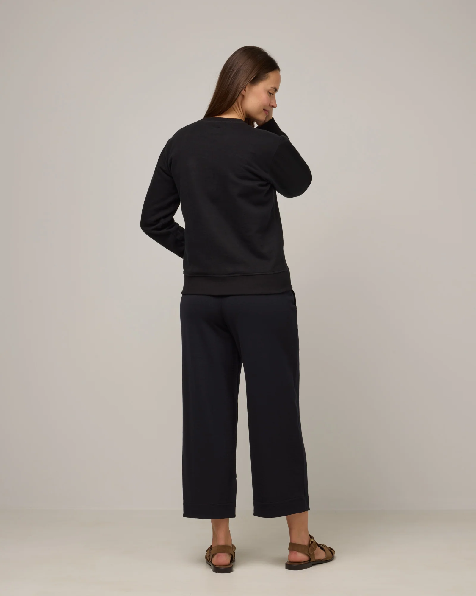 Aspen Wide Leg Crop Sweatpant - Image 4