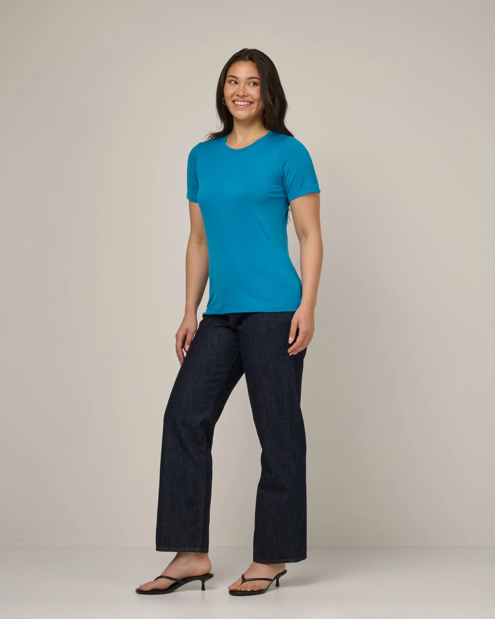 Cara 100% Wool Fitted Tee - Image 4