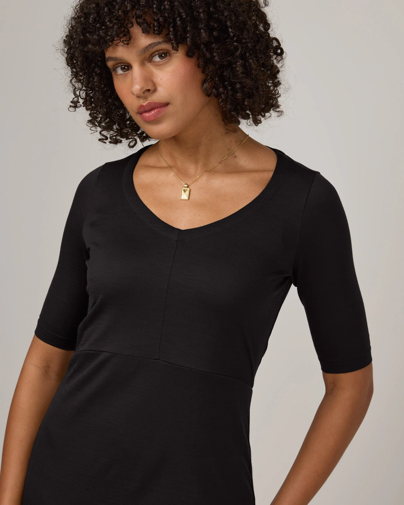London Fitted Midi Dress - Image 4