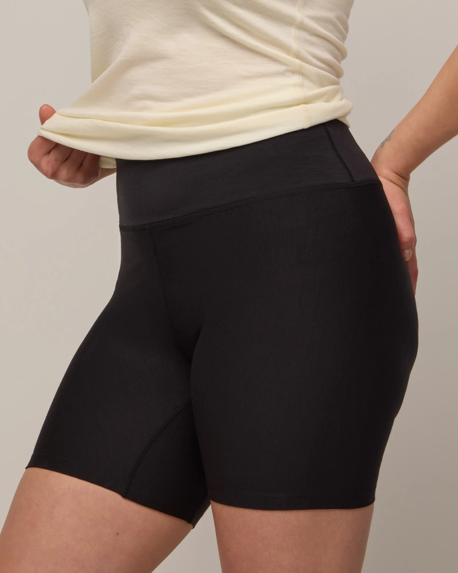 Roam Bike Short - Image 4