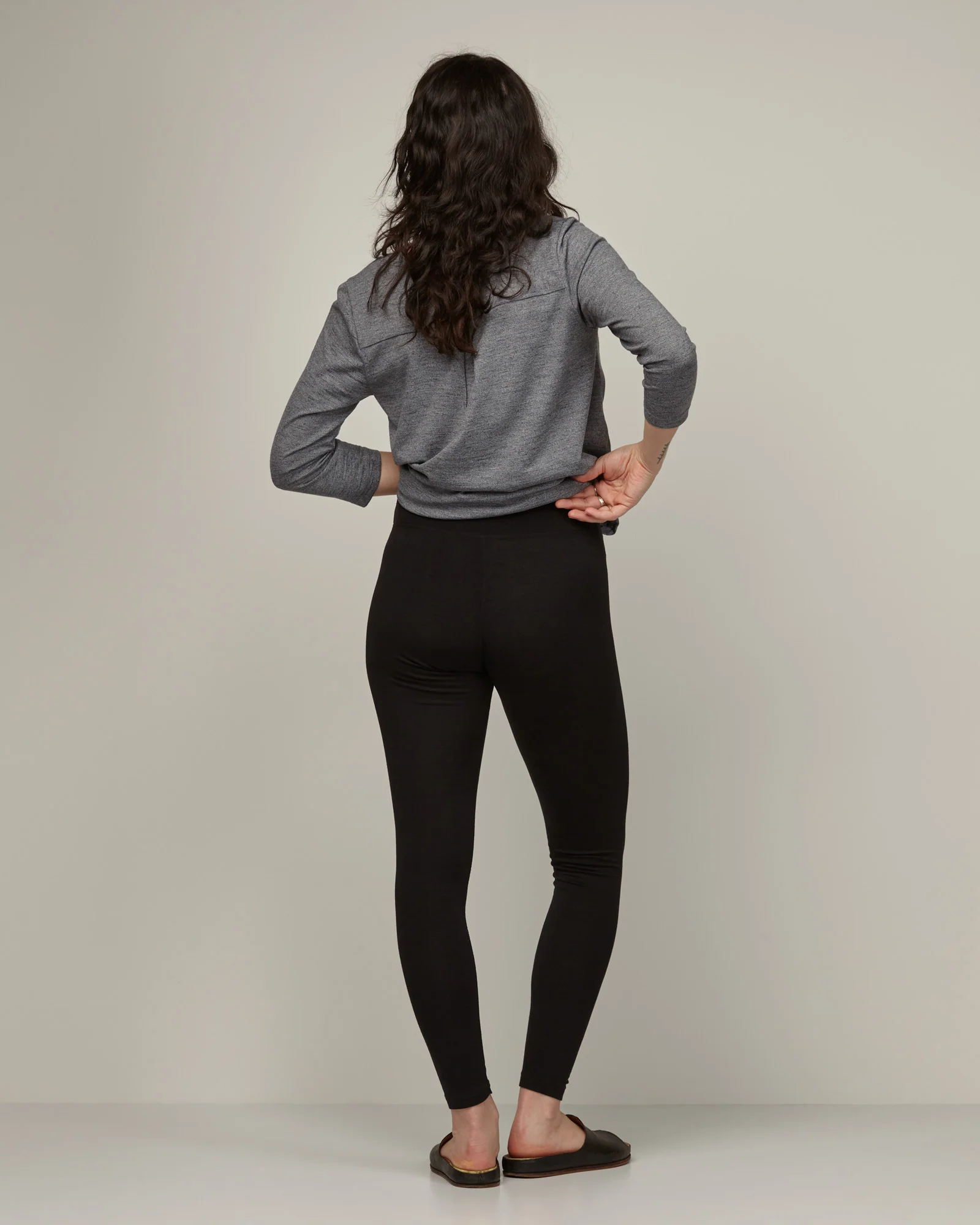 Roam Legging - Image 3