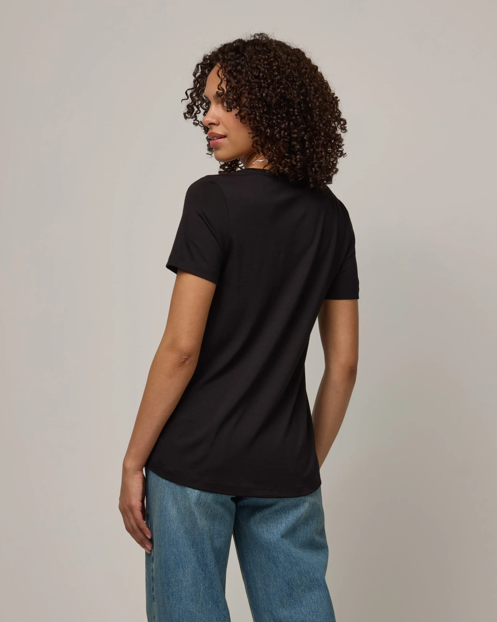 Stella Signature Scoop Neck Tee - Image 3