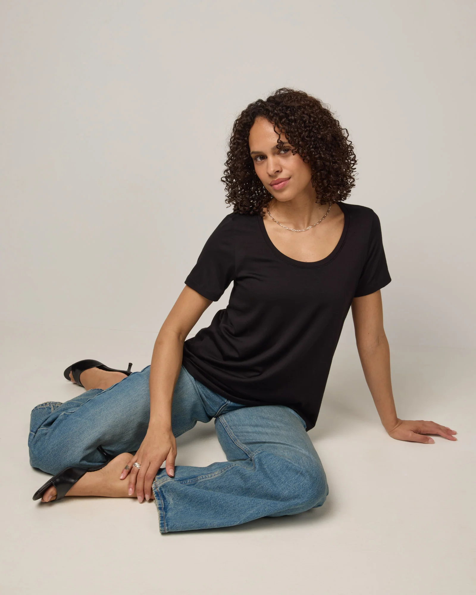Stella Signature Scoop Neck Tee - Image 4