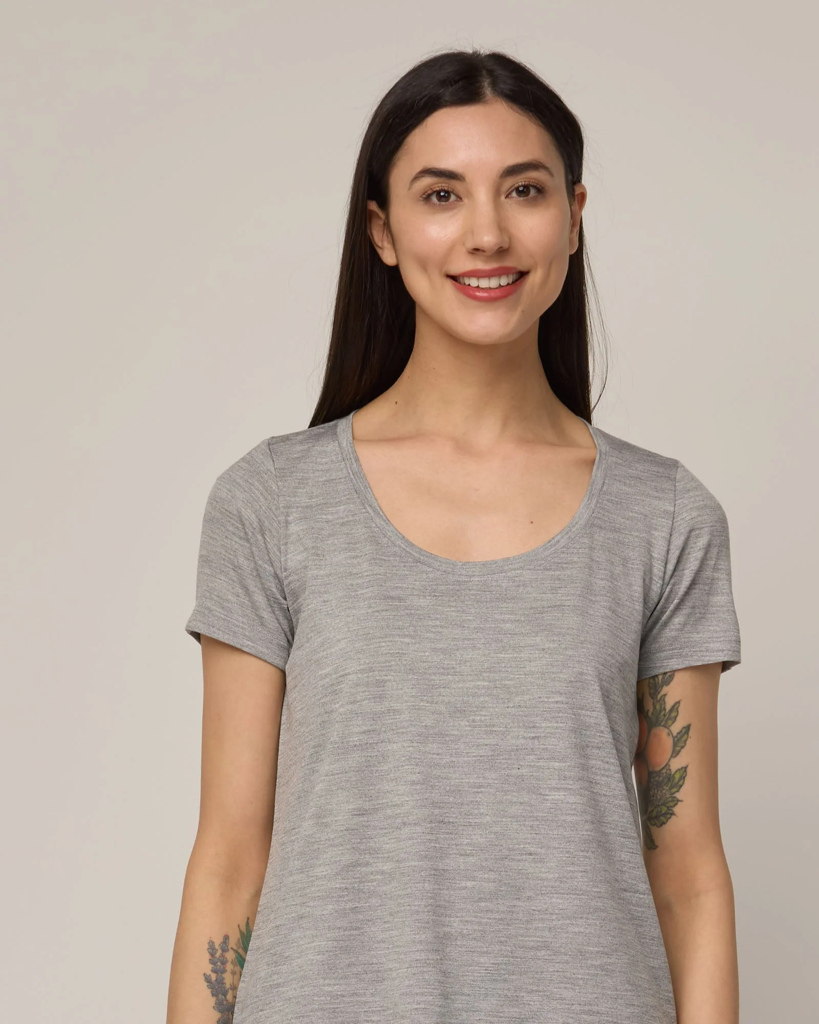 Stella Signature Scoop Neck Tee - Image 4