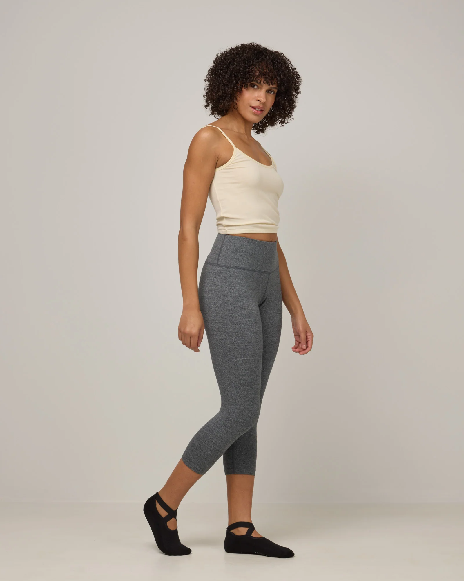 Summit Crop Legging - Image 3